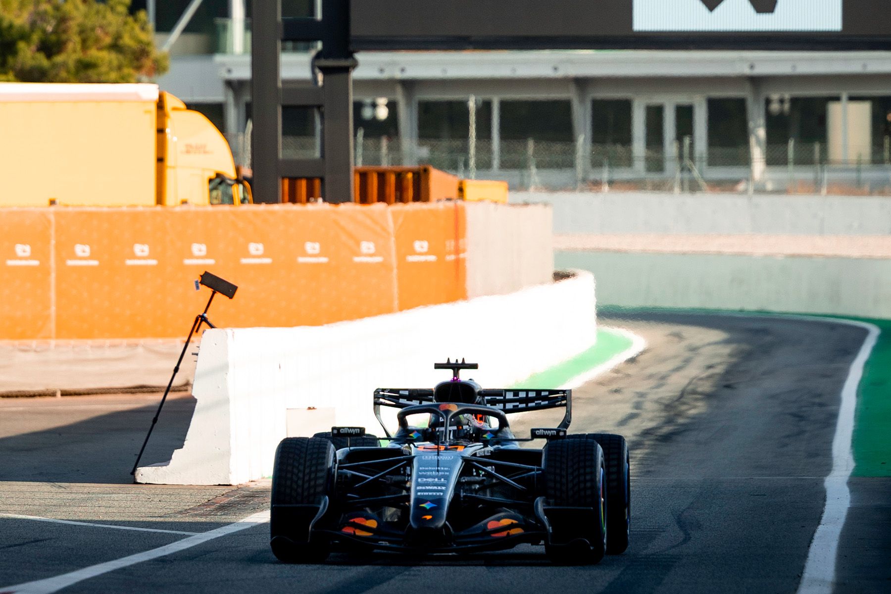 2026 Barcelona Pre-Season Shakedown - Day 2 - McLaren Report