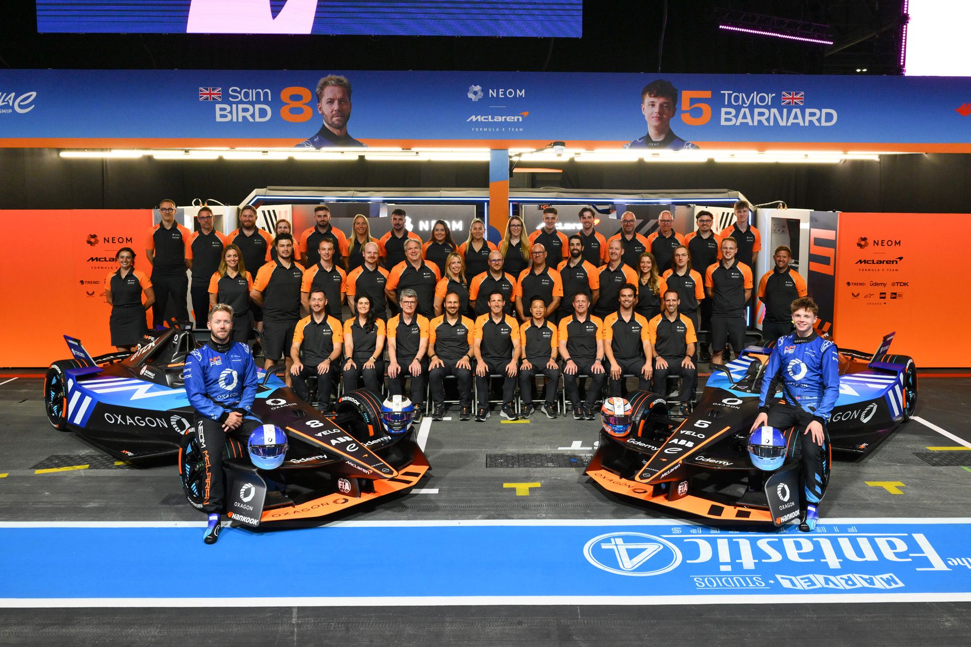 NEOM McLaren team photo in London