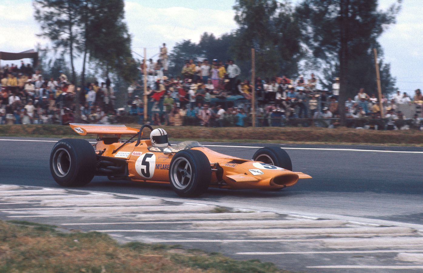 Denny on his way to victory in 1969