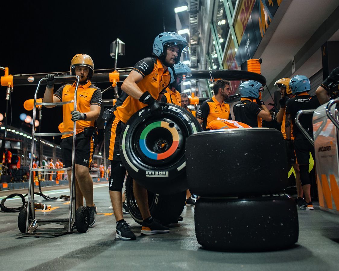 The race will start at 20:00 local time, which is 13:00 at the McLaren Technology Centre