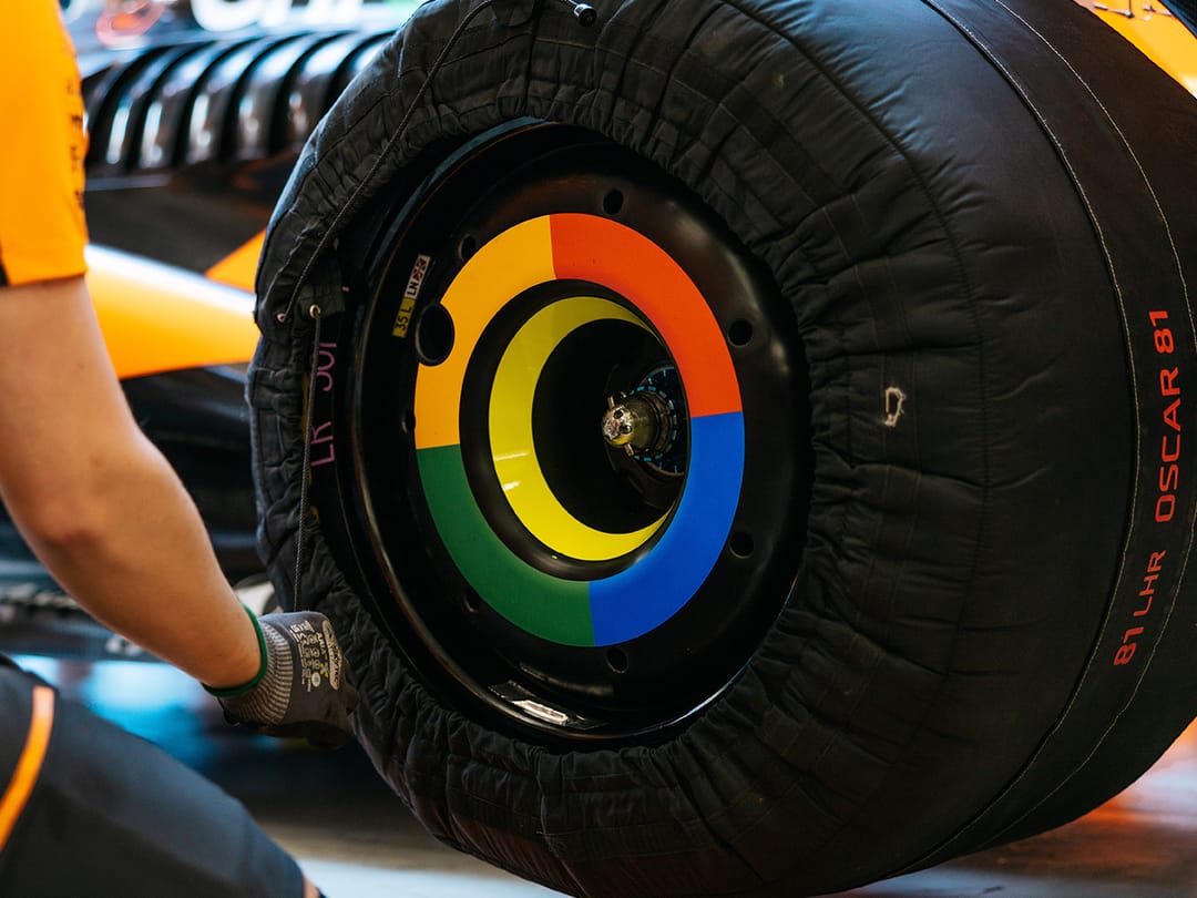 <span class="mclaren">McLAREN</span> Racing and Google announce partnership extension