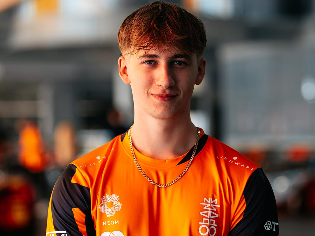 Jake Benham joins <span class="mclaren">McLAREN</span> Shadow F1 Sim Racing Team