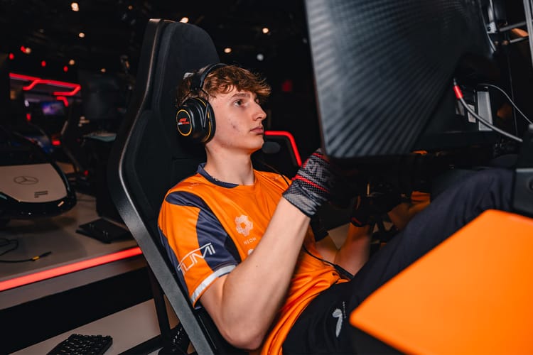 Home of-<span class="mclaren">McLAREN</span> Gaming