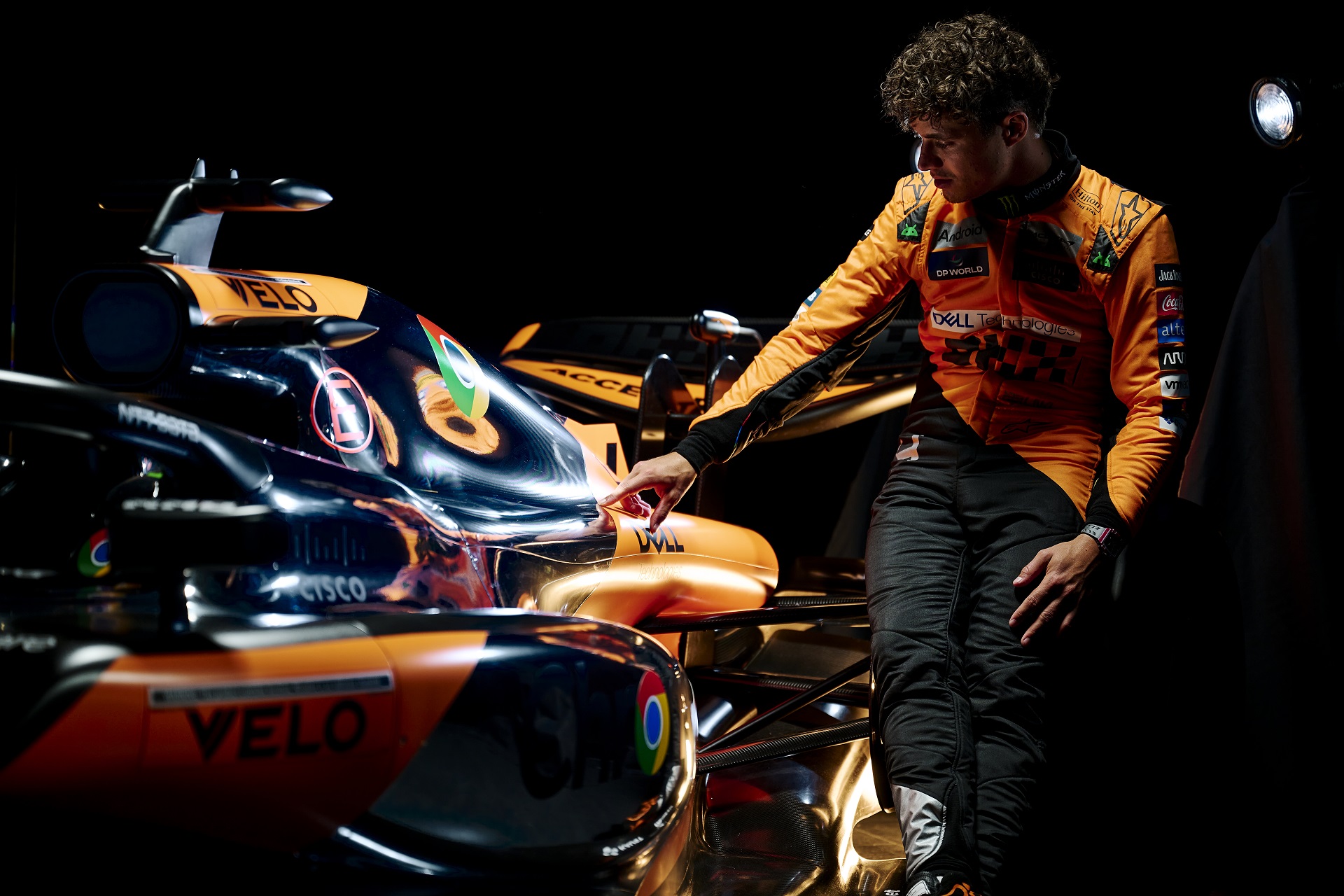 mclaren_licencing_0405sept24_2058-1.jpg
