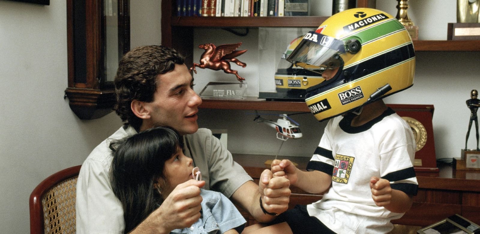 Remembering the legendary Ayrton Senna on his 59th birth anniversary :  r/formula1